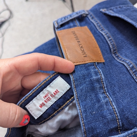 Lucky Brand Sweet Mid Rise Flare Jeans 10/30 Stretch Bootcut Y2K Denim - Picture 10 of 10